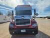 2006 Freightliner Columbia 120 Truck - 8