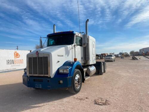 2004 Kenworth T800 Truck
