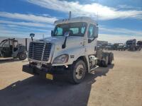 2011 Freightliner Cascadia Day Cab Truck