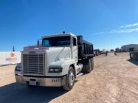 2001 Freightliner FLD120 Truck