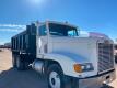 2001 Freightliner FLD120 Truck - 23