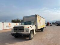 1989 Ford F700 Box Truck