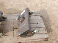 Unused Sem Truck Piggyback Hitch Mount