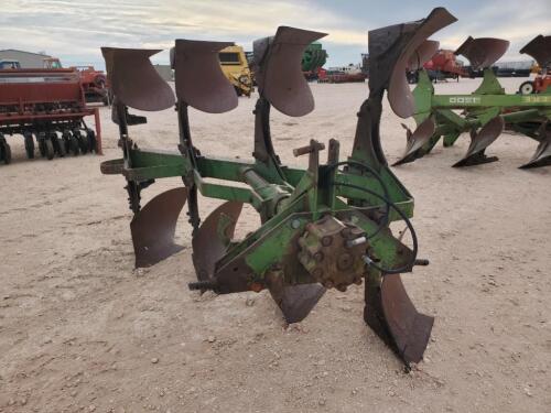 John Deere 4 Bottom Turnover Plow