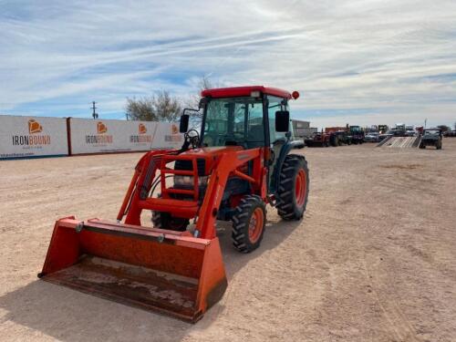 Kubota L3430 Tractor w/Front end Loader