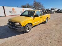 2003 Chevrolet S10 Pickup Truck