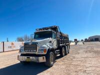 2005 MACK Granite CV713 Dump Truck