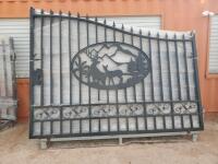 Unused Greatbear 20ft Gate with artwork ''DEER '' in the Middle Gate Frame