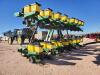 John Deere 1700 Planter - 3