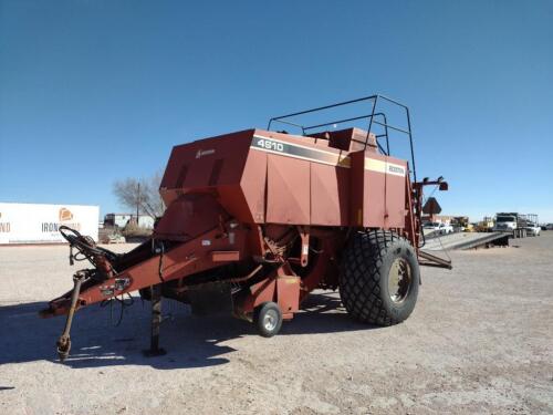 Hesston 4910 Square Baler