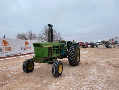 1972 John Deere 4320 Tractor