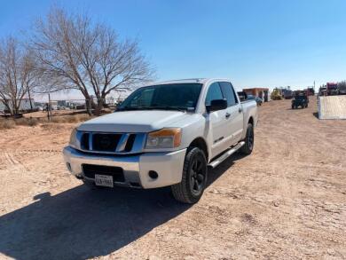 2009 Nissan Titan Pickup Truck