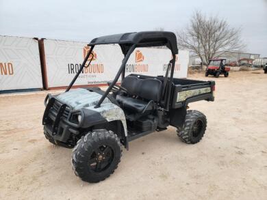 2013 John Deere 825i Gator