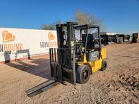 Cat DP30K Forklift