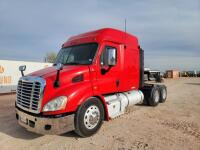 2013 Freightliner Cascadia Truck Tractor