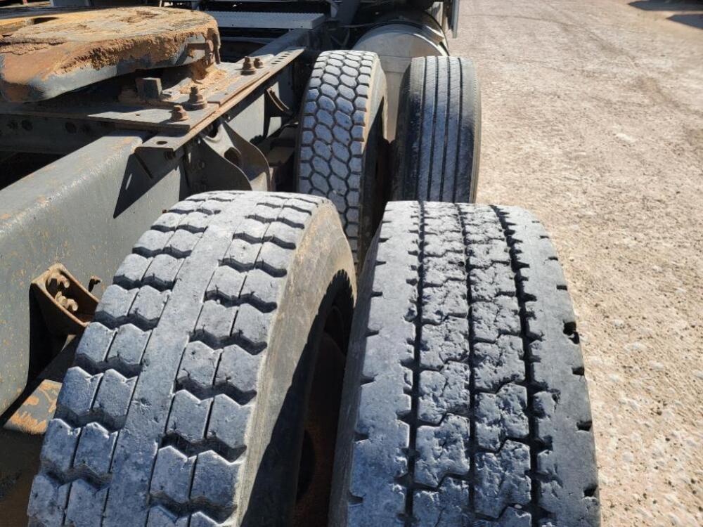 1987 International COF-9670 Cabover Truck Tractor