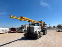 1993 International Digger Derrick Truck