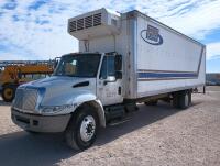 2004 International 4400 Box Truck