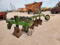 John Deere 3955 5 Bottom Switch Plow