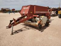 Hesston 4600 Inline Baler