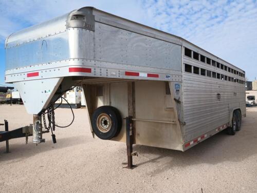 2000 EBY Gooseneck Livestock Trailer