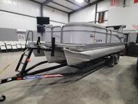 2020 Monitou Pontoon Boat