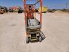 JLG 1930ES Scissor Lift ( New Batteries ) - 3