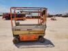 JLG 1930ES Scissor Lift ( New Batteries ) - 5