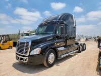 Freightliner Semi Truck VIN# AX1128