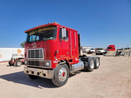 1985 International Cabover Truck Tractor