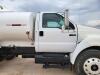 2004 Ford F-750 Super Duty Water Truck - 24