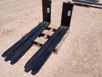 (1) Set Unused Forklift Forks