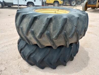 (2) John Deere Duals w/ Tires Size: 24.5-32