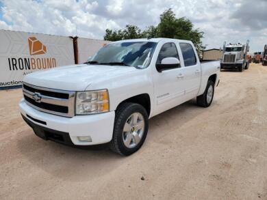 2011 Chevrolet Silverado Pickup Truck