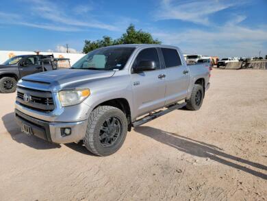 2014 Toyota Tundra SR5 Pickup Truck