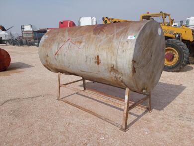 500 Gallon Fuel Storage Tank w/ Stand