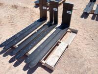 (1) Set Unused Forklift Forks