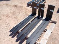 (1) Set Unused Forklift Forks