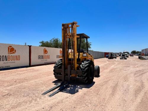 1990 Case 586E Rough Terrain Forklift