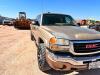 2005 GMC 2500HD Pickup - 14
