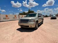 2013 GMC Yukon XL Multipurpose Vehicle