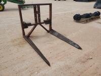 3 Point Hitch Round Bale Mover