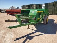 John Deere 348 Square Baler