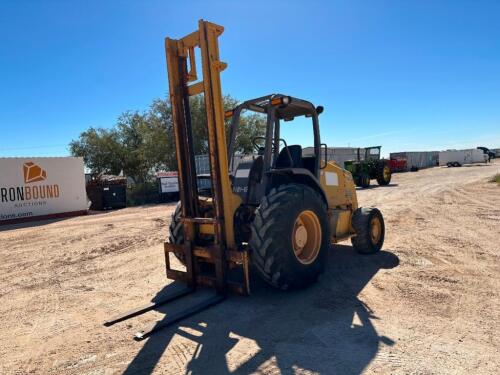 Case 586G All-Terrain Forklift