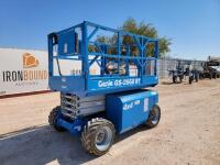 2004 Genie GS-2668 RT Scissor Lift