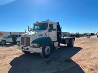 2002 Kenworth T300 Flatbed Truck