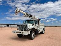 2010 International 7300 Digger Derrick Truck