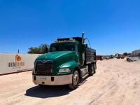 2005 Mack Vision CXN613 Dump Truck