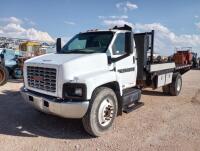 2006 GMC C7500 Flatbed Truck