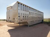 1990 Merrit 46FT Livestock Trailer